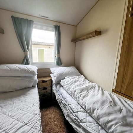Lovely 6 Berth Caravan For Hire At Barmston Beach Holiday Park Ref 62062Hc Lund Exterior foto
