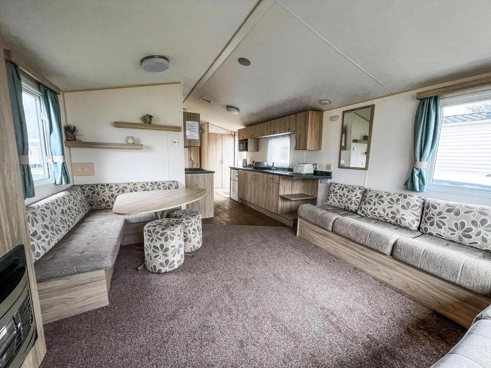 Lovely 6 Berth Caravan For Hire At Barmston Beach Holiday Park Ref 62062Hc Lund Exterior foto